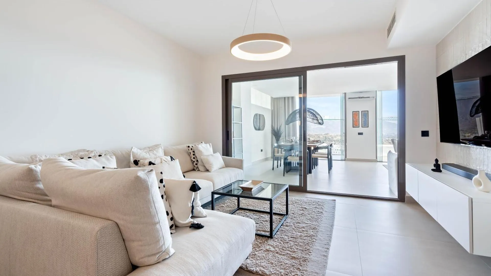 Casa Perez - Apartment In La Cala Hill Club Sitio de Calahonda 0*,  Spain